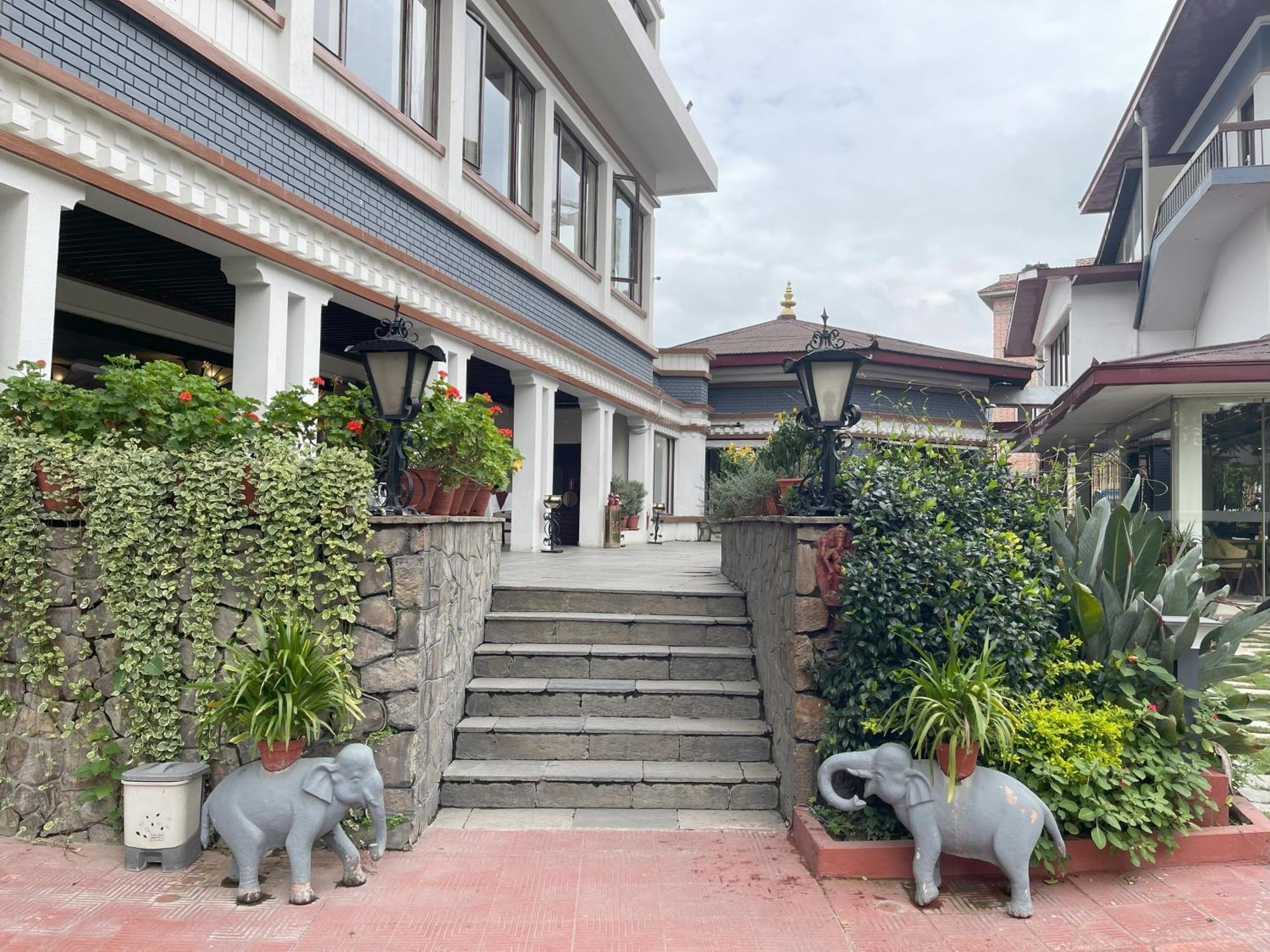 The Malla Hotel - Thamel, 2 Km To Swayambhunath Temple Kathmandu Exterior photo